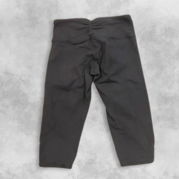 Lululemon Workout Cropped Capris Black High Rise Ruched Detailing Hem Black W 4 - Picture 1 of 7
